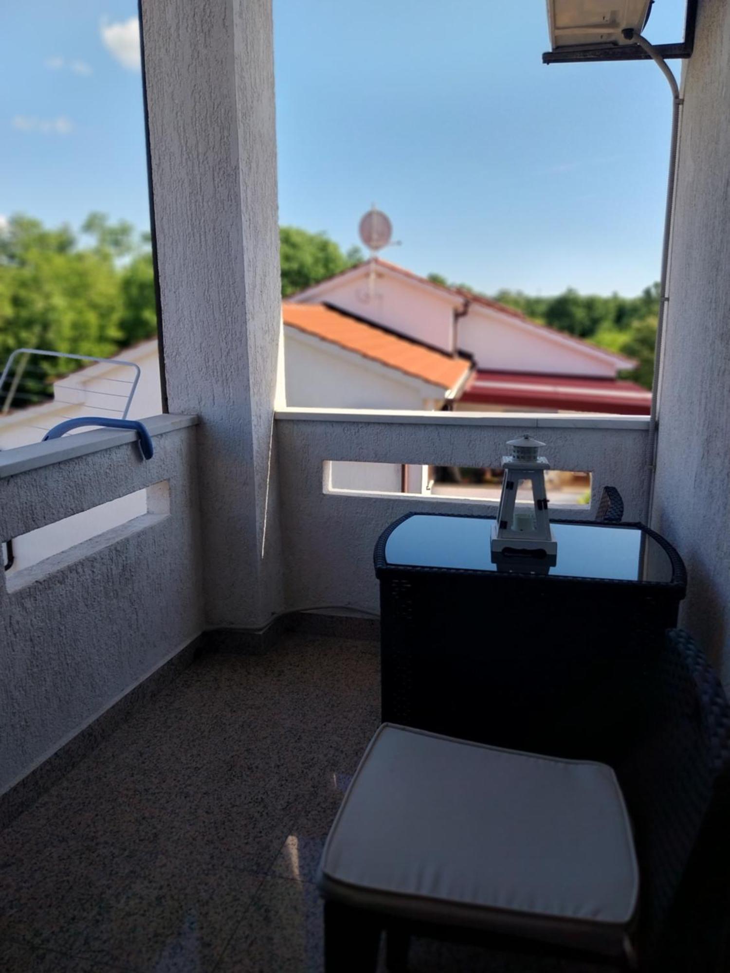 Guest House Lavanda 4 Njivice Exterior photo